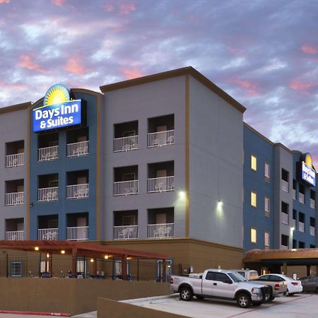 Days Inn & Suites By Wyndham Galveston West/Seawall Exterior foto
