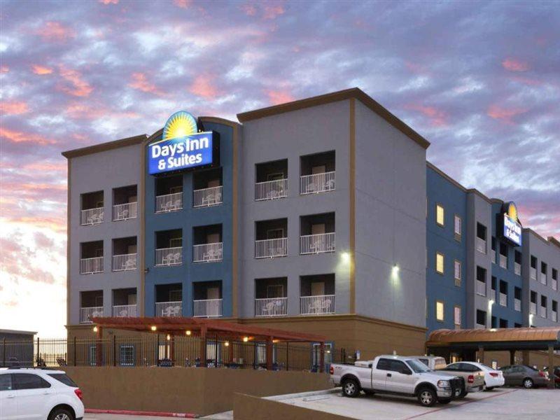 Days Inn & Suites By Wyndham Galveston West/Seawall Exterior foto