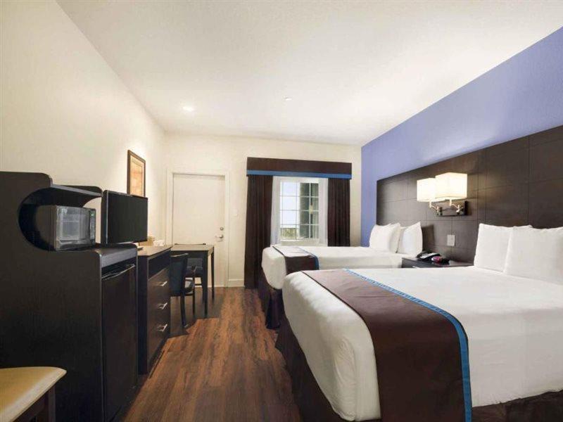 Days Inn & Suites By Wyndham Galveston West/Seawall Exterior foto