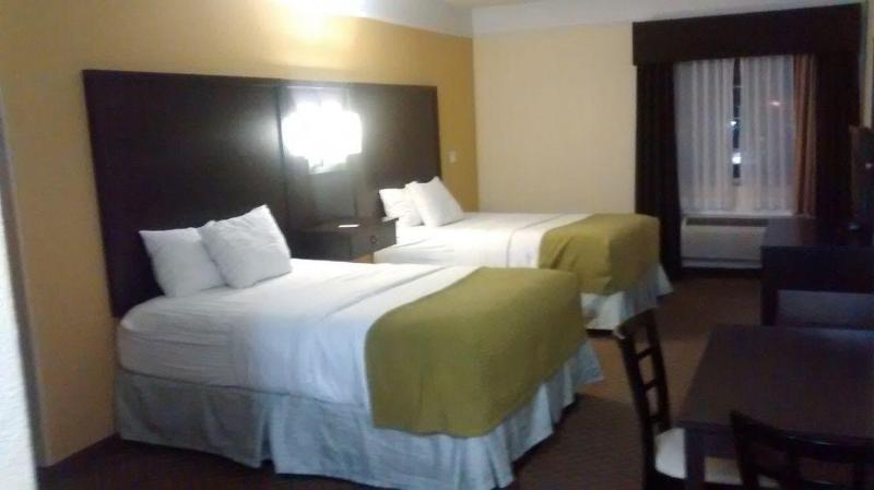 Days Inn & Suites By Wyndham Galveston West/Seawall Exterior foto