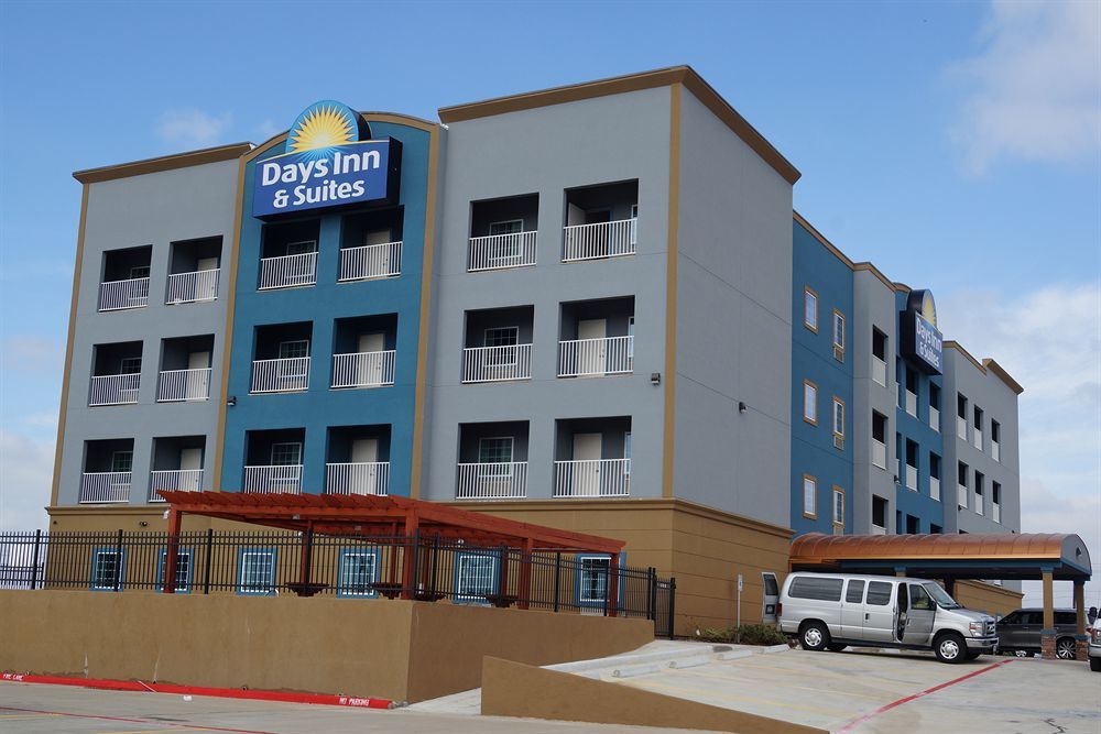 Days Inn & Suites By Wyndham Galveston West/Seawall Exterior foto