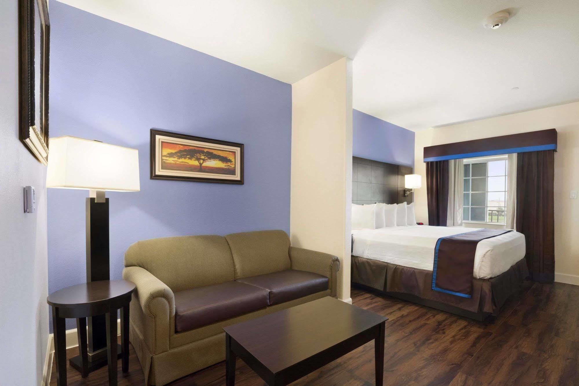 Days Inn & Suites By Wyndham Galveston West/Seawall Exterior foto